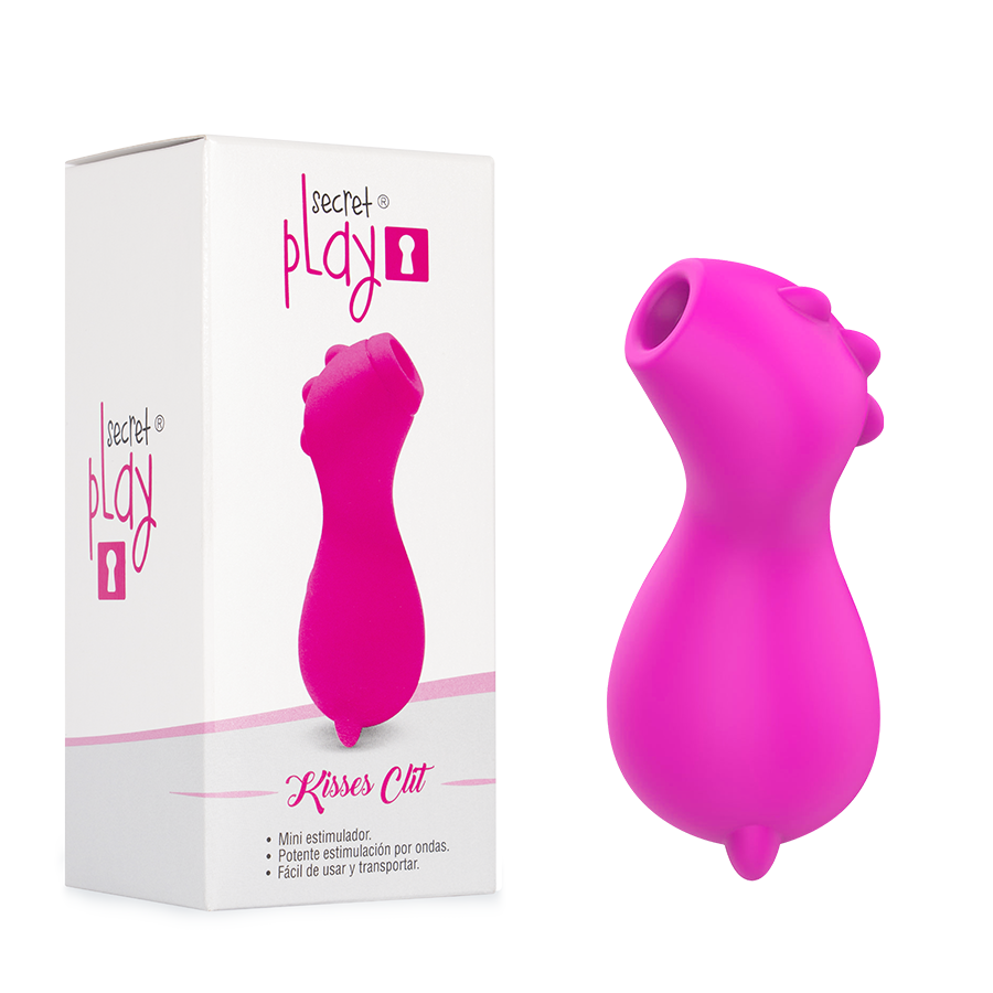 KISSES CLIT